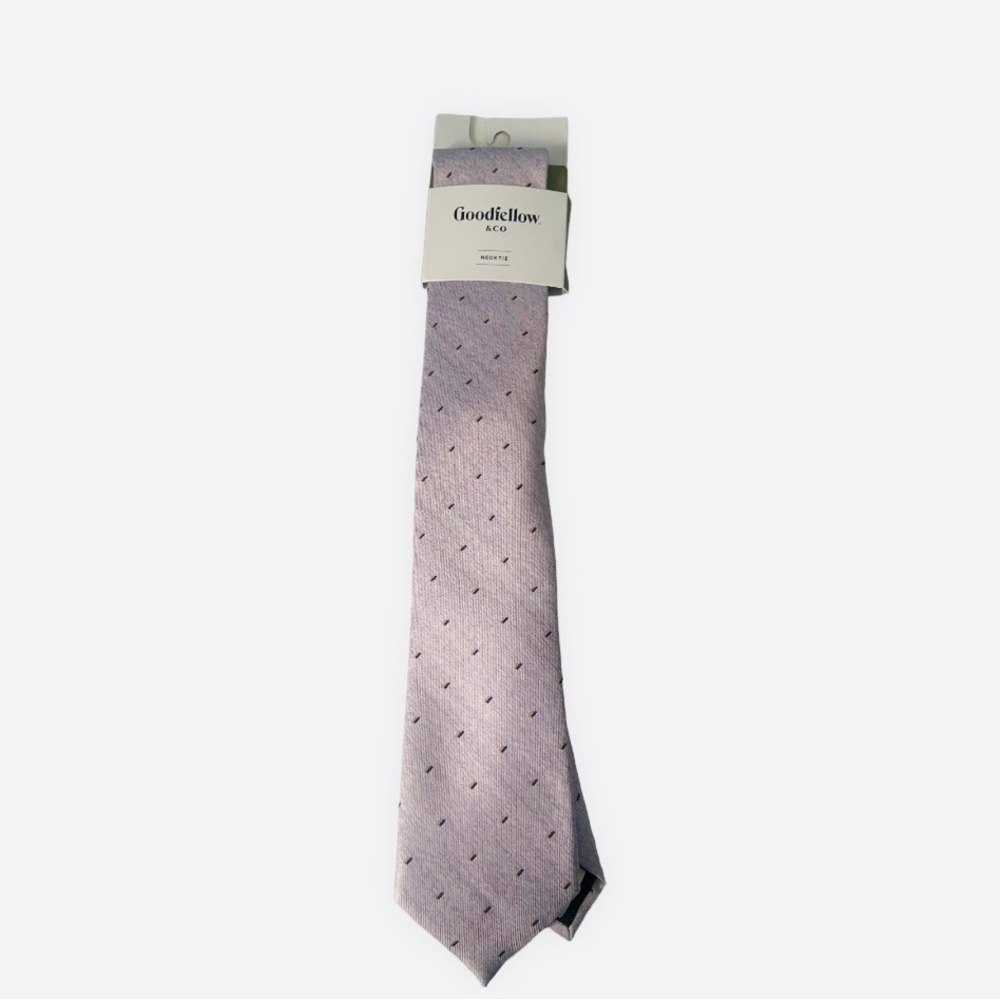 New
Men’s Purple
Necktie 
Elegant design